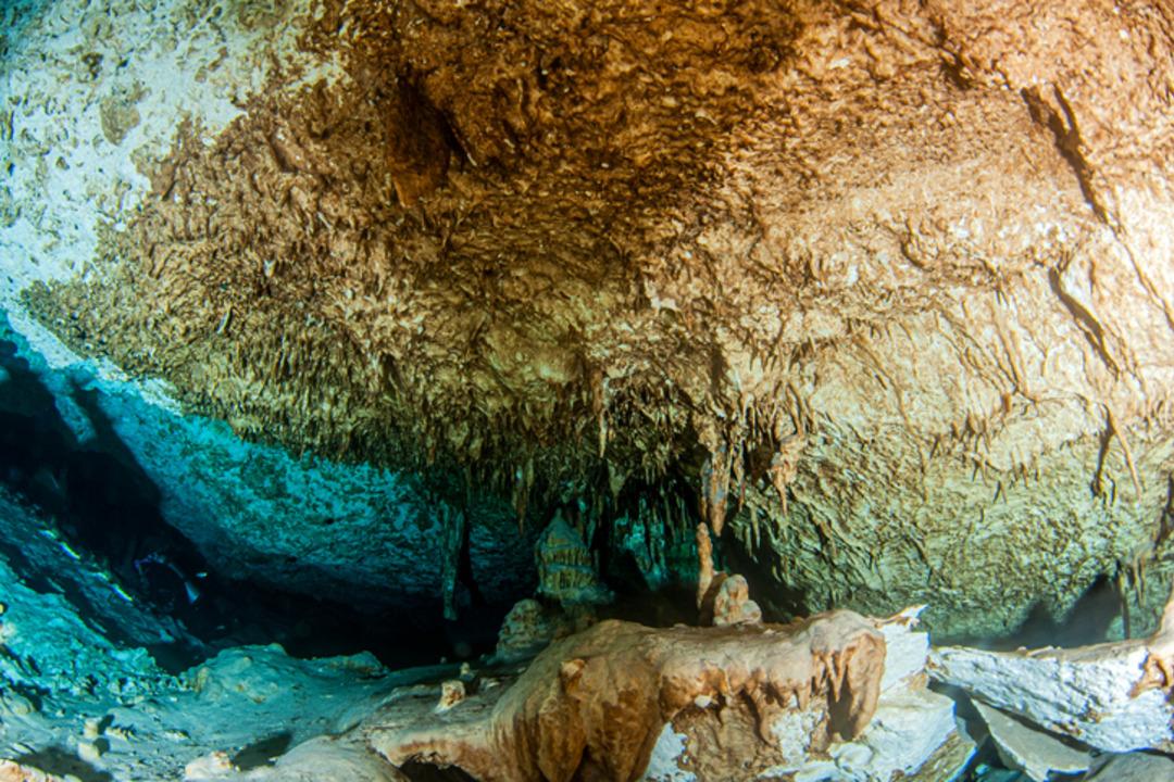 Dünyanın en uzun su altı mağarası: Rekor kırdı! Mayaların izleri bulundu 1