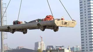 18 metre derinlikteki tünelde kaza geçiren işçi vinçle çıkarıldı