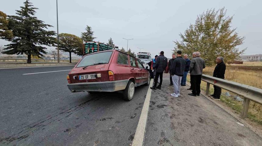 Elazığ&rsquo;da trafik kazası:2&rsquo;si ağır 4 yaralı