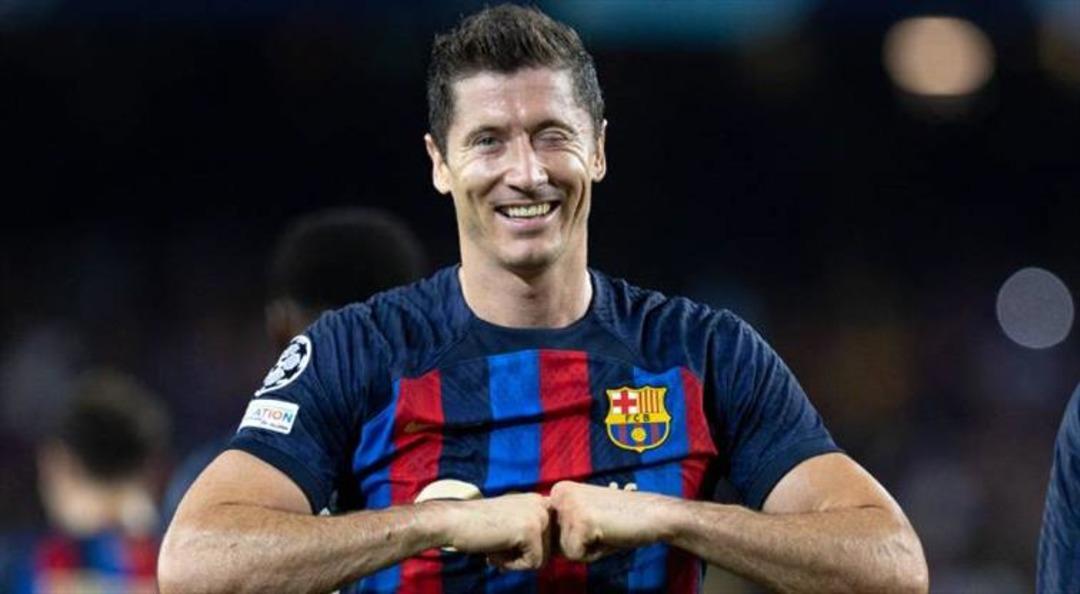 Taraftar merakla bekliyordu! Lewandowski den Fenerbah&ccedil;e ye transfer yanıtı 2