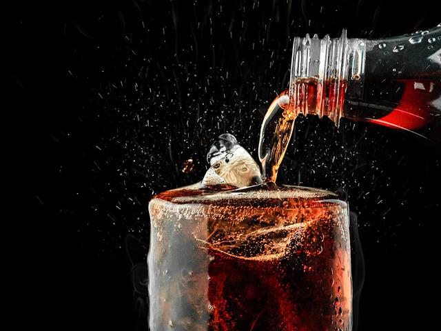 Rekabet Kurulu'ndan Coca-Cola'ya milyonluk ceza!