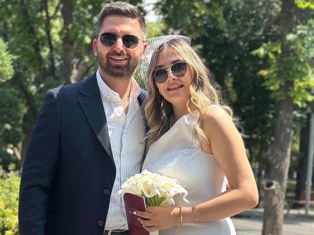 Düğün takılarını bozup araba alacaklardı: Avukat arkadaşları dolandırdı