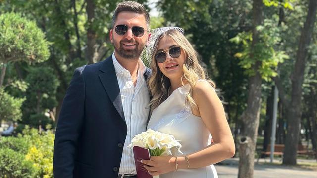 Düğün takılarını bozup araba alacaklardı: Avukat arkadaşları dolandırdı