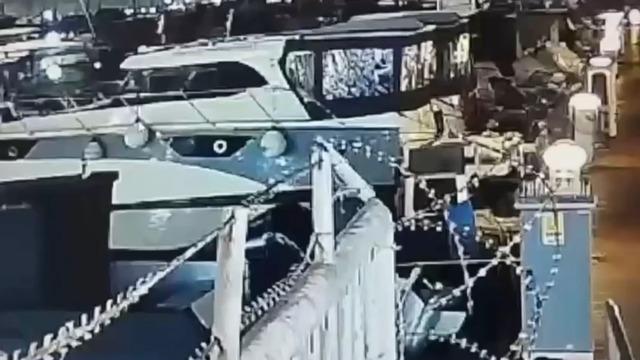 Pendik Marina’da denize düşüp pervaneye takılan adam feci şekilde hayatını kaybetti