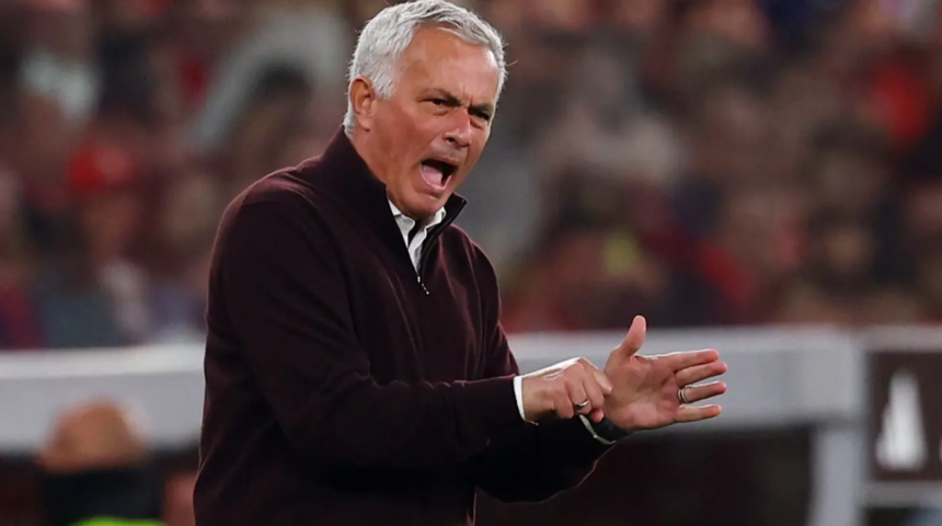 Jose Mourinho oyuncularına patladı! 'İhanet' s&ouml;zleri olay oldu