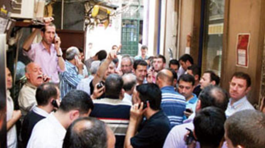 Kapalı&ccedil;arşı tek noktaya kilitlendi