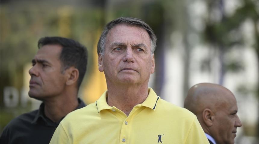 Brezilya&rsquo;da tutuklu bulunan eski Devlet Başkanı Bolsonaro hastaneye kaldırıldı