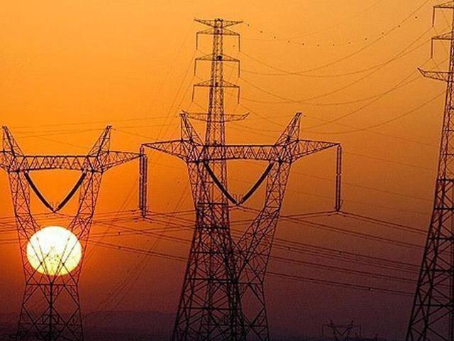 İzmir'de elektrik kesintileri vatandaşları zor durumda bırakıyor: Gediz Elektrik'ten açıklama bekleniyor