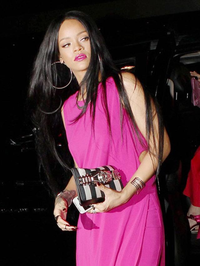 rihanna pembe1