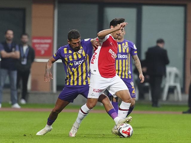 Eyüpspor Fatih Karagümrük ile puanları paylaştı!