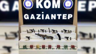 Yer: Gaziantep! Operasyonda kaçak silahlar ele geçirildi