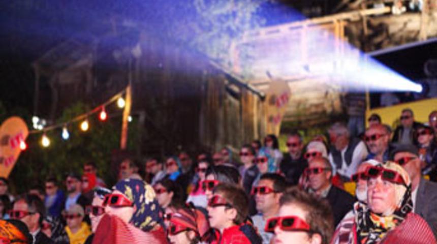 ETİ&rsquo;den 3D sinema s&uuml;rprizi!