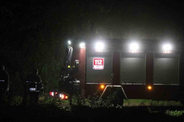 Araç yanında tüfek ve kan izleri, cesedi ise 150 metre aşağıda bulundu 1