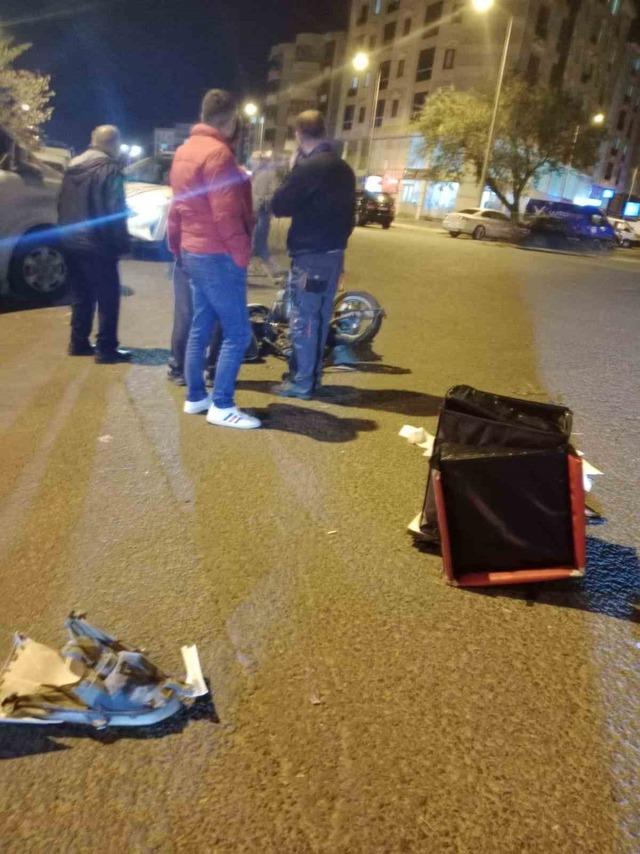 Tekirdağ’da motosikletlinin ağır yaralandığı kaza kamerada 1