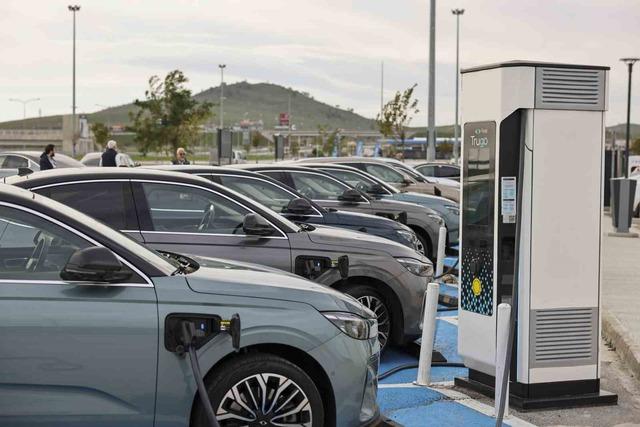 Togg T10F tek depo şarjla İstanbul dan İzmir e gitti 8