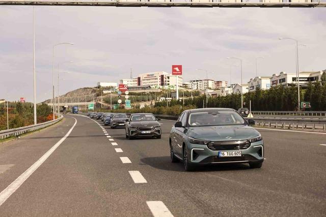 Togg T10F tek depo şarjla İstanbul dan İzmir e gitti 6