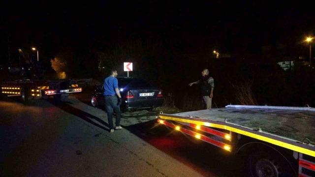 Sulama kanalına uçan araçtan ekipler kurtardı, alkolmetreyi üflemeyince ehliyetine el konuldu 10