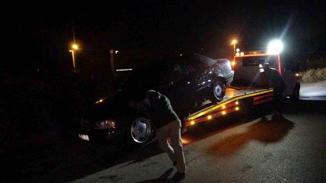 Sulama kanalına uçan araçtan ekipler kurtardı, alkolmetreyi üflemeyince ehliyetine el konuldu 3