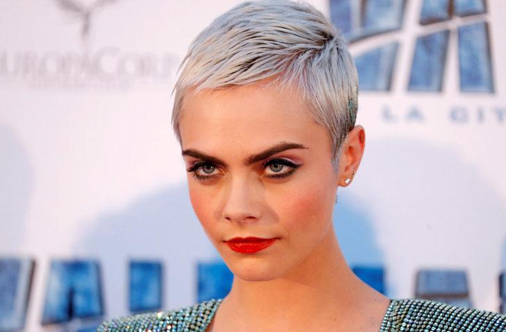 Cara Delevingne soyundu, Mert Alaş çekti G4