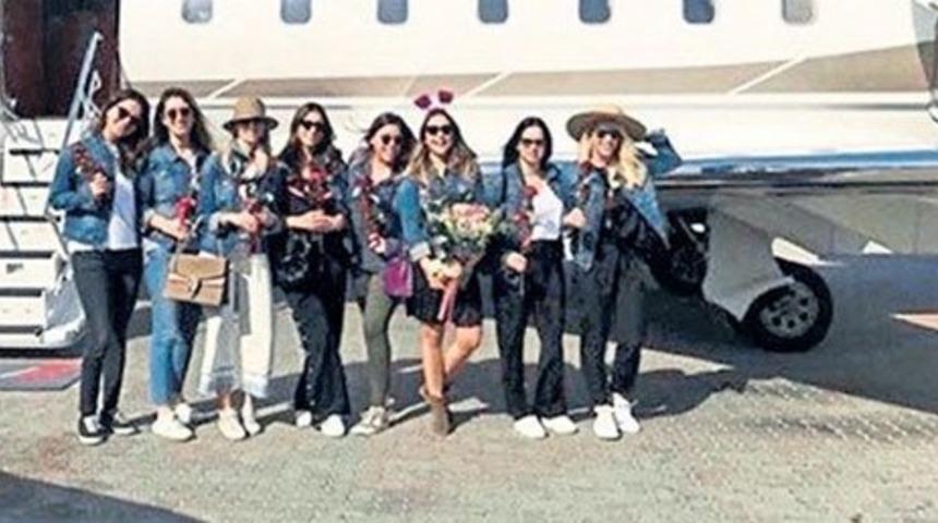 İran'da düşen uçakta hayatını kaybeden 10 kişinin cenazeleri Türkiye'ye getirildi