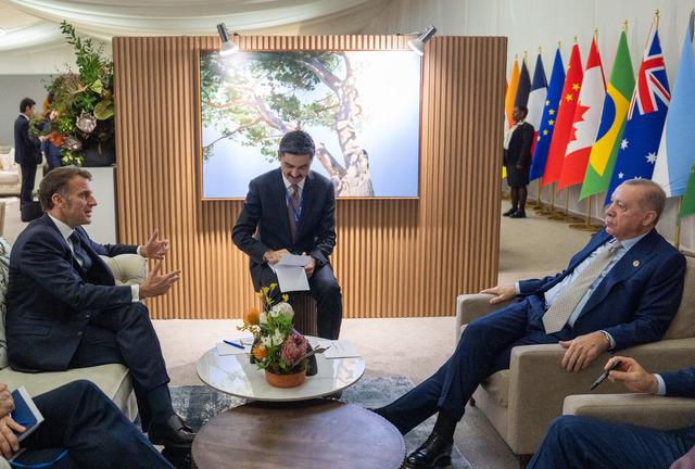 Cumhurbaşkanı Erdoğan dan diplomasi trafiği: Macron, Meloni, Wong... 1