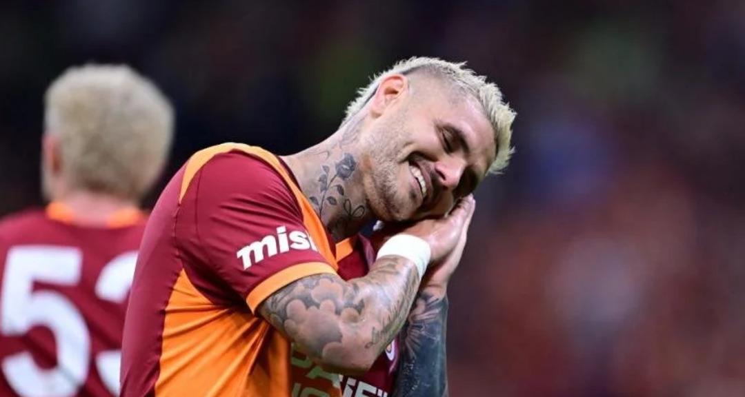 Ezeli rakipten Mauro Icardi hamlesi! R&uuml;yalarını Arjantinli yıldız s&uuml;sl&uuml;yor 1