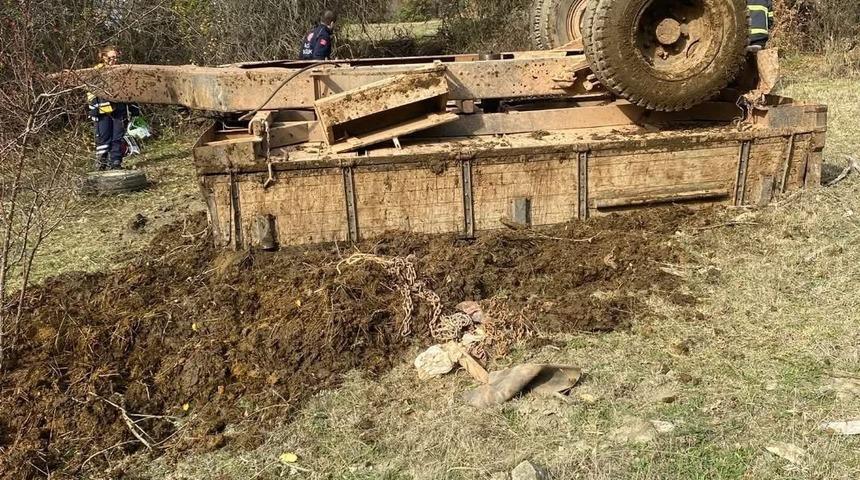 Kastamonu&rsquo;da trakt&ouml;r devrildi: 1 &ouml;l&uuml;
