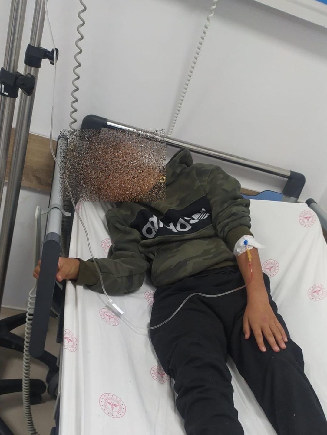 Zincir marketten aldığı sucukla tost yaptı, oğluyla hastanelik oldu 2