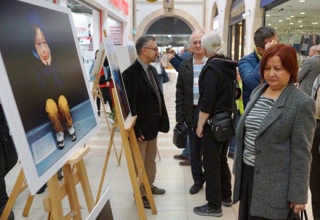 Aydınlı doktorlardan “Bizim Çocuklar” sergisi