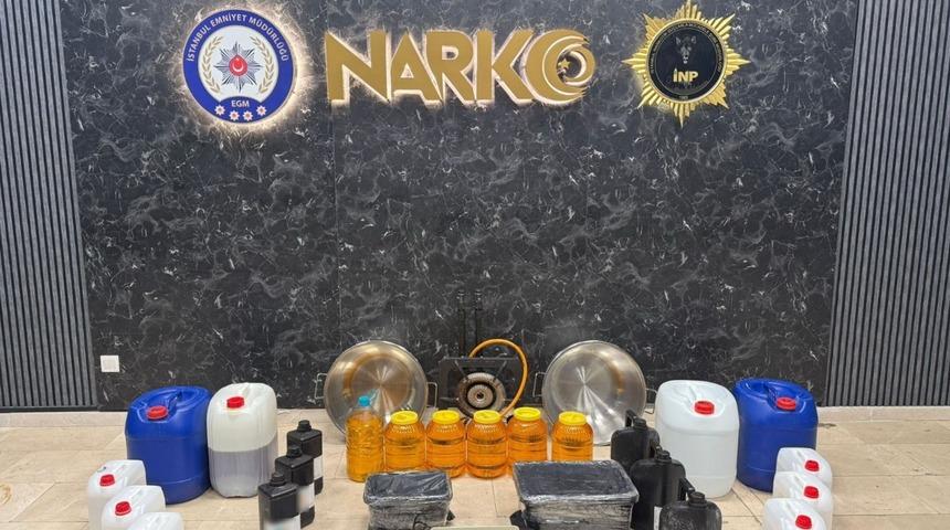 İstanbul'da uyuşturucu operasyonu: İmalat malzemeleri ele geçirildi, 1 kişi gözaltında