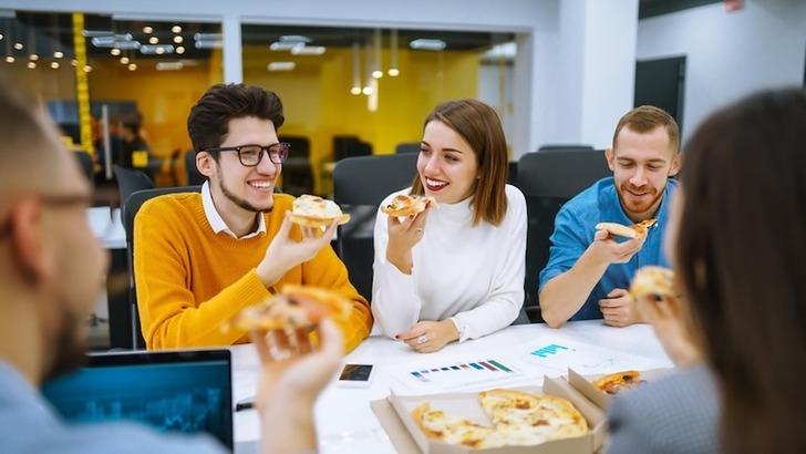 Öğle yemeği planları yapıldığında sen…