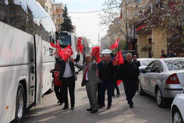 Afrin’e İnsani Yardım Yolla Çıktı