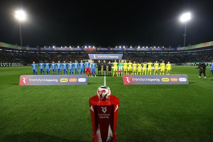 Çaykur Rizespor-Fenerbahçe maçının hakemi için olay sözler: Ona rağmen kazandılar! G5