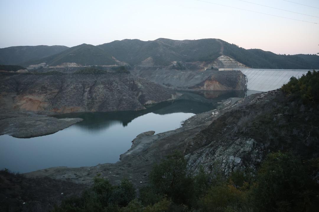 Bereketiyle bilinirdi, kurudu:  Buranın en yaşlısıyım, böylesini görmedim  2