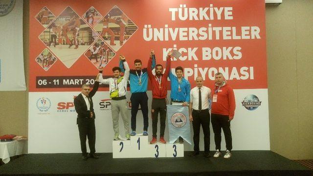 Kick Boks’ta ERÜ’lü Sporcuların Başarısı