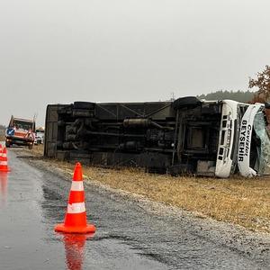 28 öğrenci ölümden döndü, şoför de yaralı! Konya'da korkutan kaza