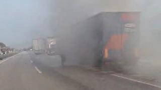 Tokat’ta tır sürücüsünün hızlı müdahalesi muhtemel faciayı önledi