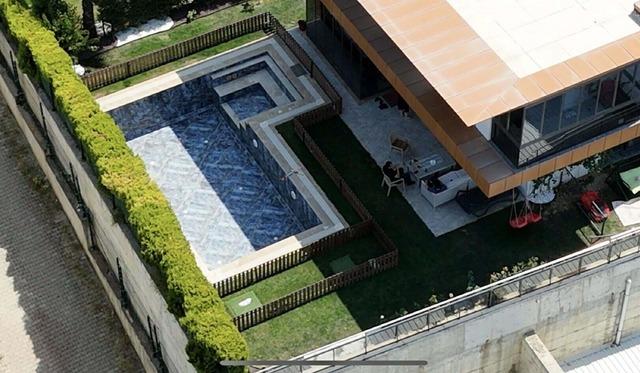 Ferdi Zeyrek e haber verilmemiş! O havuzla ilgil ölümünde bilirkişi raporu: Olaydan bir gün önce havuzda su kaçağı oluşmuş 2