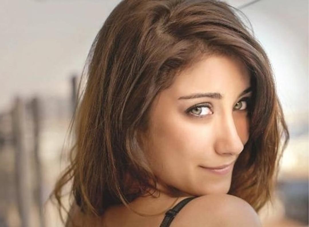 En sevdiğimiz &uuml;nl&uuml;lerin cilt bakım rutinlerini inceliyoruz! 6