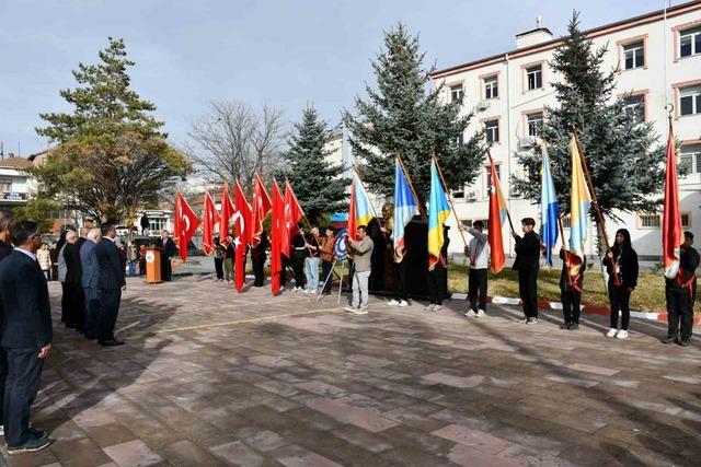 Tomarza’da Öğretmenler günü kutlandı 3