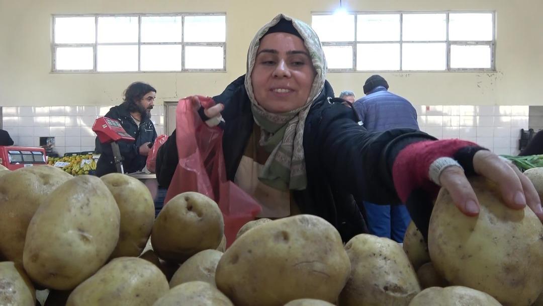 Kazancı yetmeyince özel sektörde iş bulan eşinin yerine geçti 1