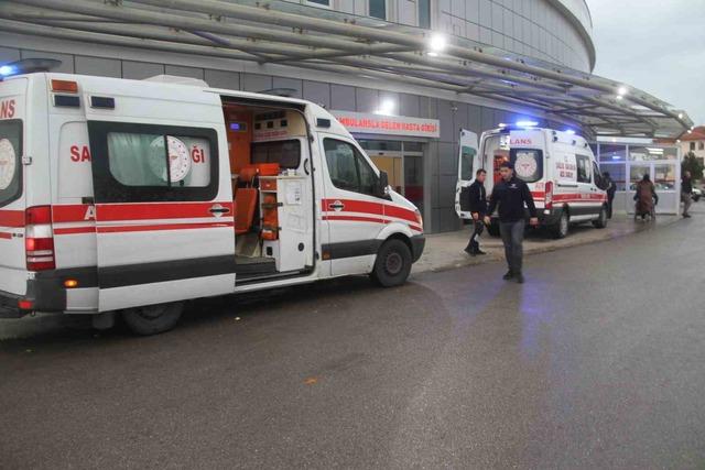 Konya’da öğrenci servisi devrildi: 31 yaralı 1