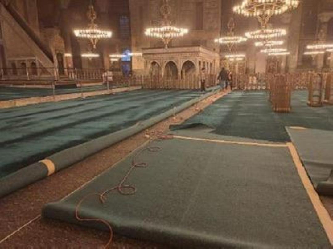 Ayasofya’da bilim kurulu kararıyla tadilatlar devam ediyor 9