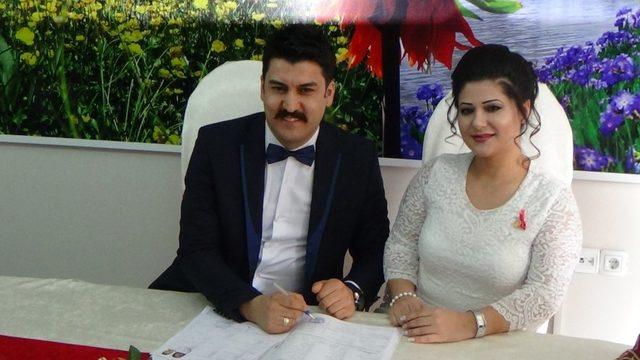 Emniyet Müdürü Dilberoğlu nikah şahitliği yaptı