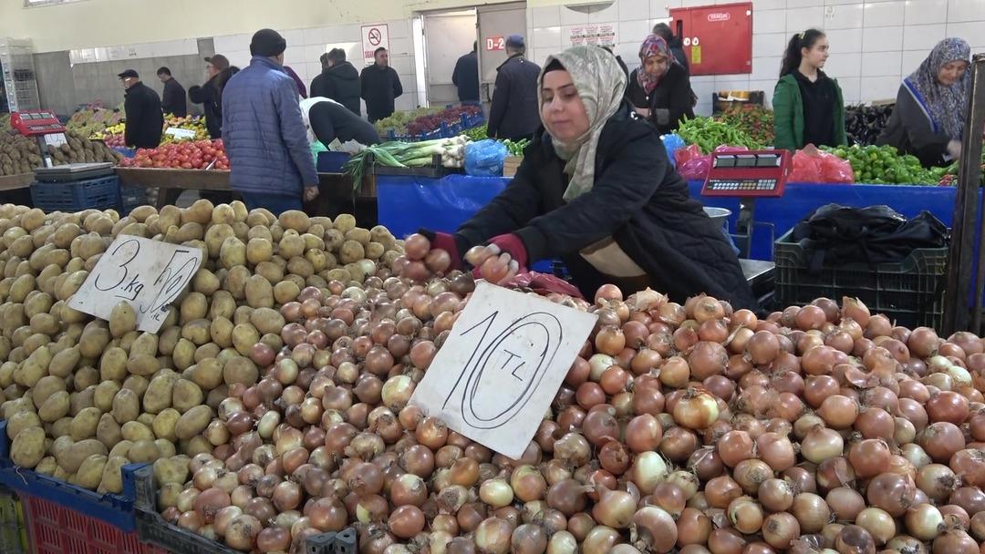 Kazancı yetmeyince özel sektörde iş bulan eşinin yerine geçti 2
