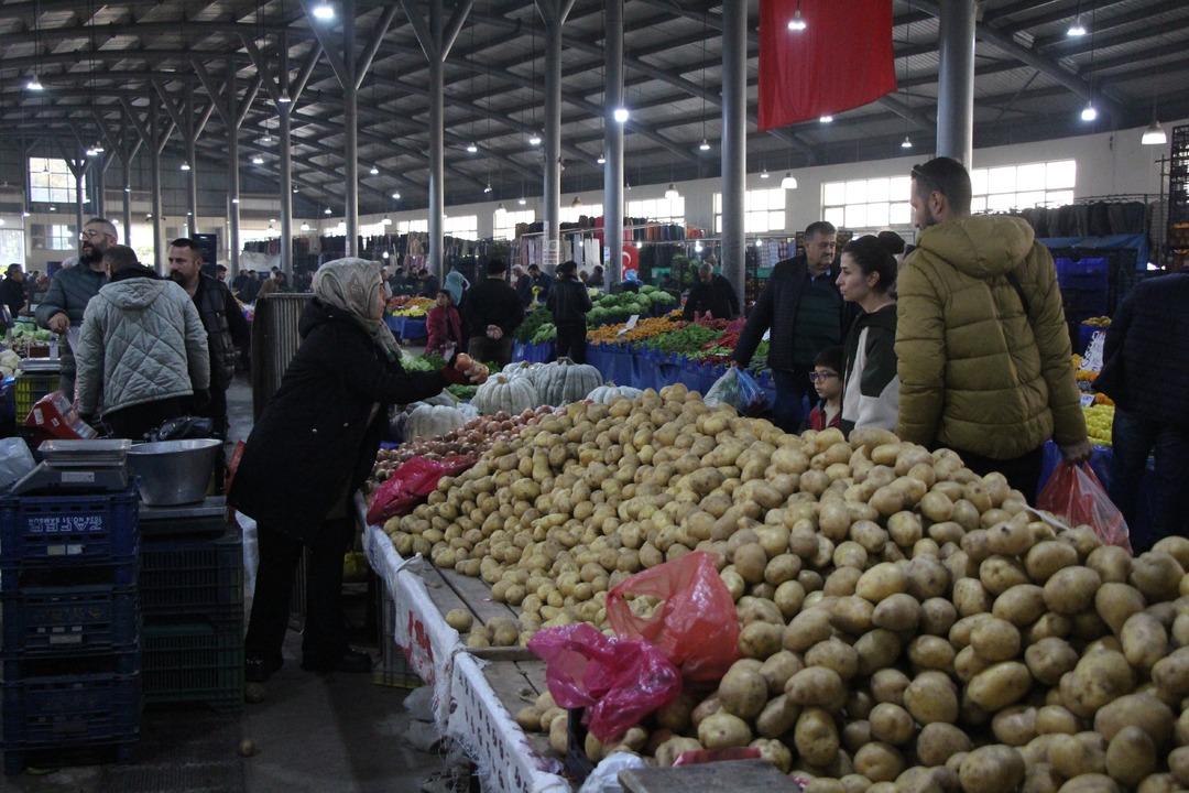 Kazancı yetmeyince özel sektörde iş bulan eşinin yerine geçti 3