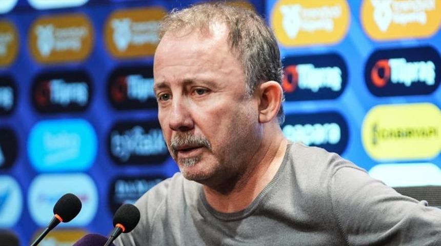 Fenerbah&ccedil;e'yi de &ccedil;alıştırmıştı! Beşiktaş i&ccedil;in &ccedil;ok s&uuml;rpriz hoca &ouml;nerisi