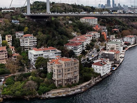 Boğaz'ın en ihtişamlı yalısının fiyatı belli oldu!