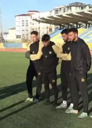 17 futbolcusu ceza aldı! Bahis soruşturması sonrası Ağrı 1970 Spor'un kadrosunda sadece 7 futbolcu kaldı