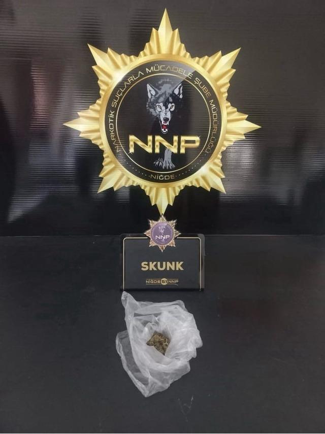 Niğde’de uyuşturucu operasyonlarında 2 tutuklama 1